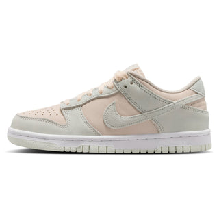 Nike Dunk Low Suede