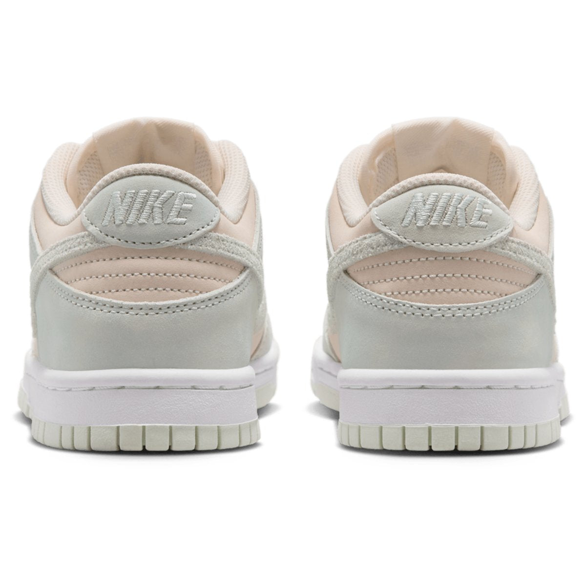 Nike Dunk Low Suede