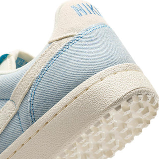 Nike Field General