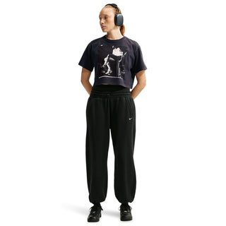 Nike Basketball Photo Crop Tee