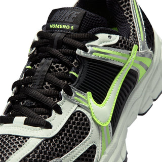 Nike Vomero 5