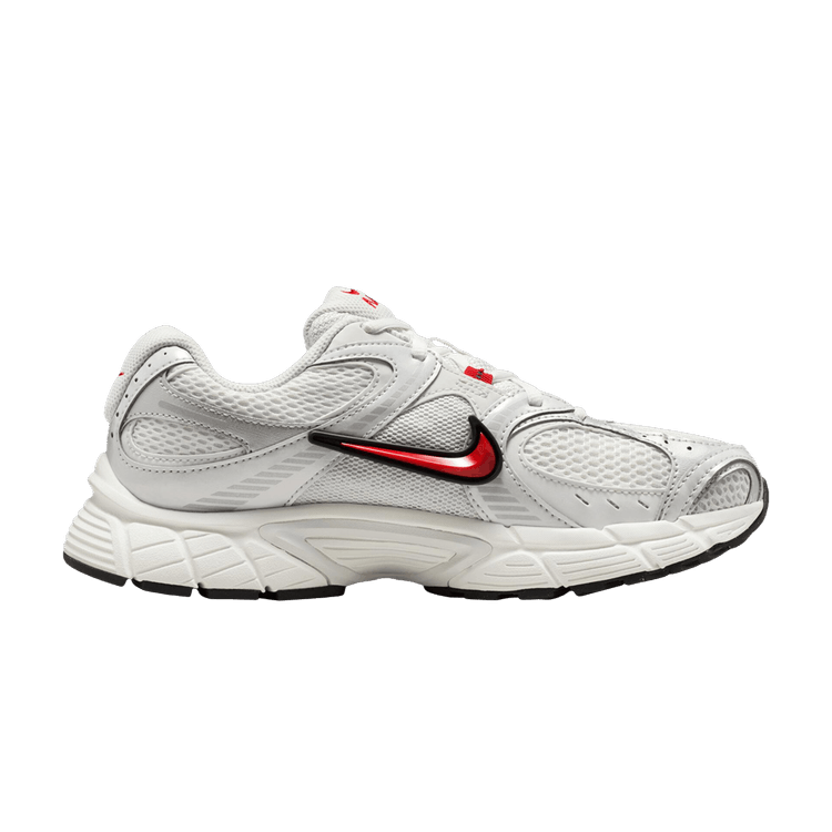 Nike V5 RNR 'White Picante Red'
