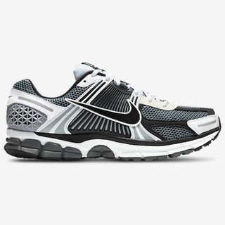 Nike Vomero 5
