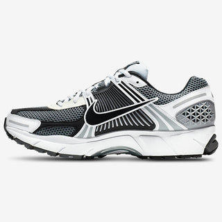 Nike Vomero 5