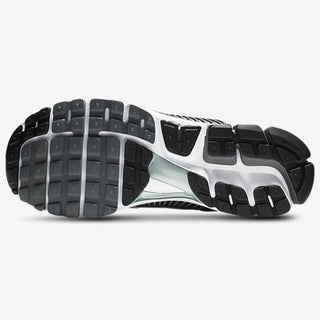 Nike Vomero 5