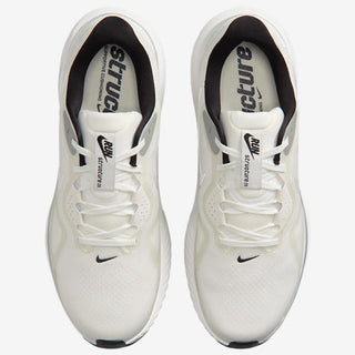 Nike Structure 26