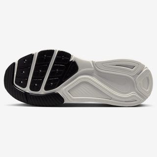 Nike Structure 26