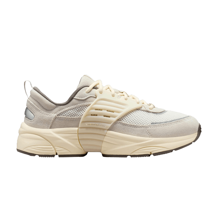 Air Jordan Trunner O/S 'Light Orewood Brown'