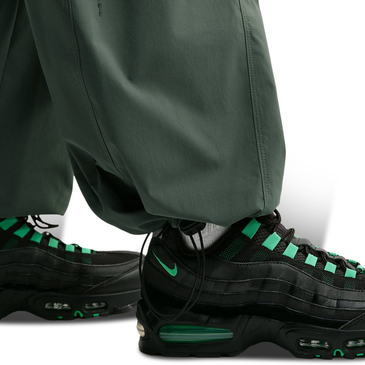 Nike Dri-Fit Tech Helios Sun Pant