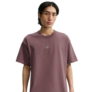 Nike LSE Premium Essential T-Shirt