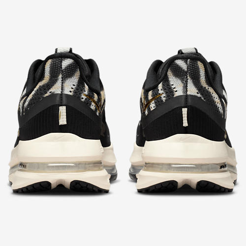 Nike Pegasus Premium