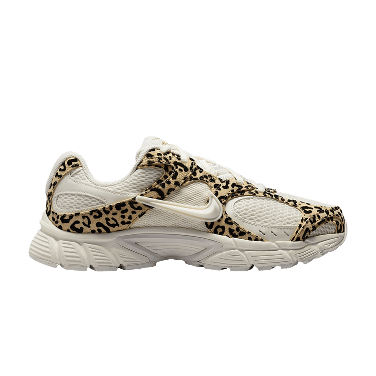 Nike V5 RNR 'Sail Hemp'