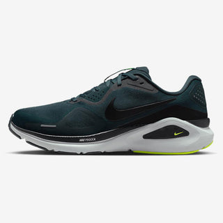 Nike Structure 26