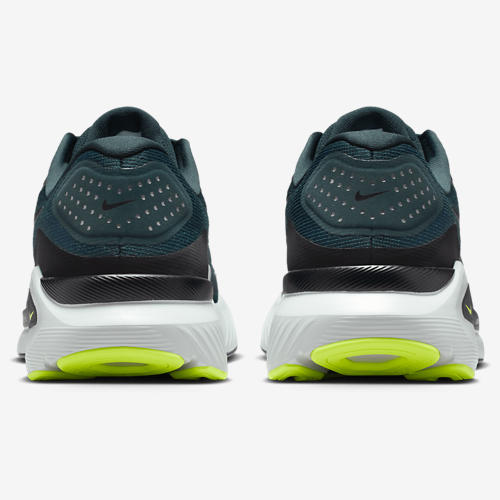 Nike Structure 26