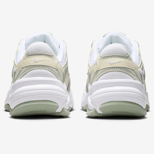 Nike AL8