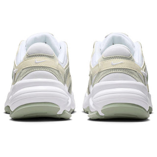 Nike AL8