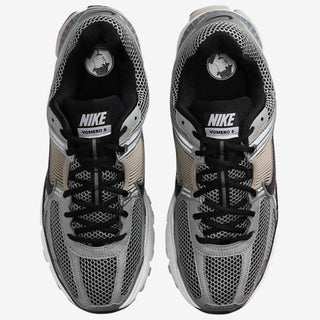 Nike Vomero 5