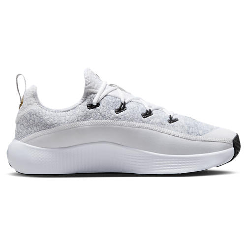 Nike Lebron TR 1