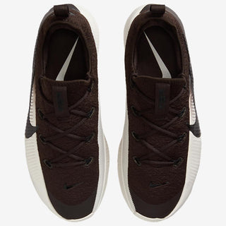 Nike Lebron TR 1