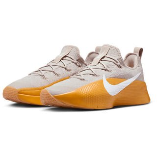 Nike Lebron TR 1