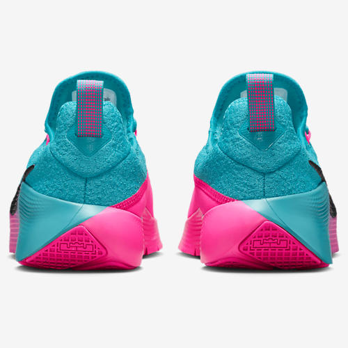 Nike Lebron TR 1