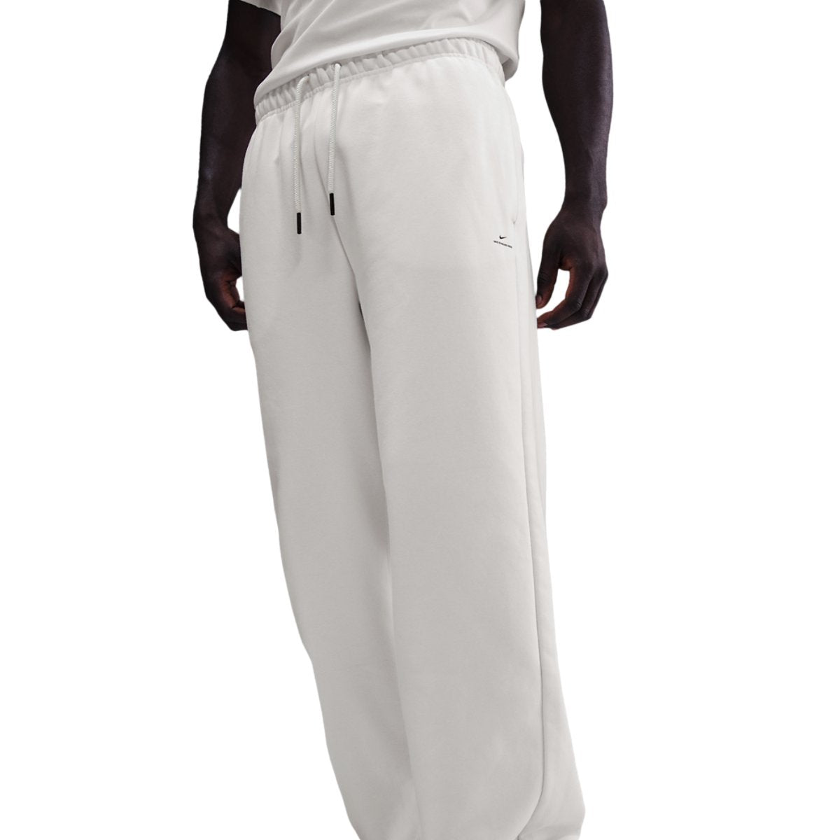 Nike Standard Issue Brushed Open Hem Pants