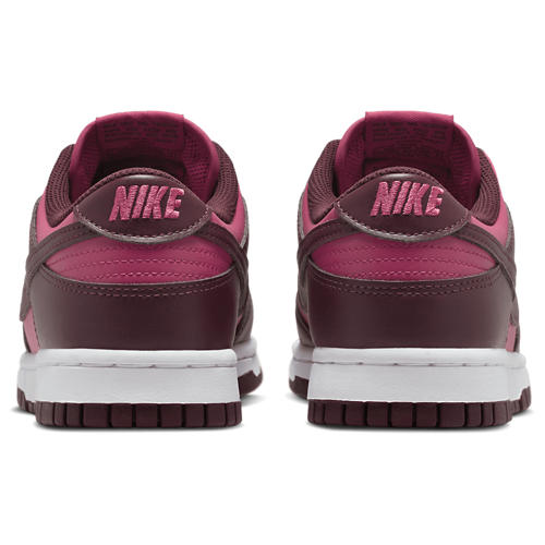 Nike Dunk Low Ess