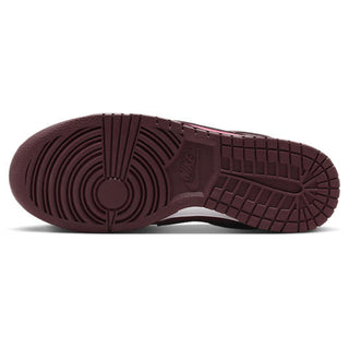 Nike Dunk Low Ess