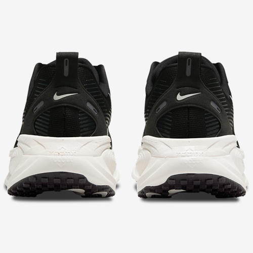 Nike Vomero 18
