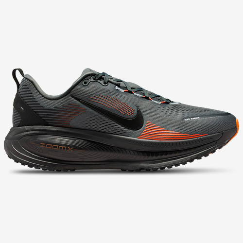 Nike Vomero 18