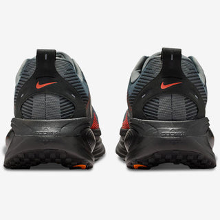 Nike Vomero 18