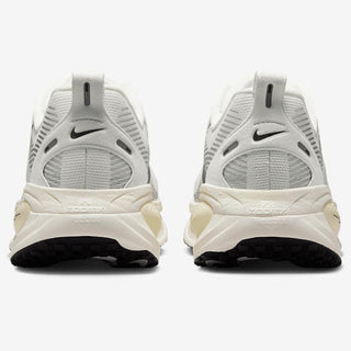 Nike Vomero 18