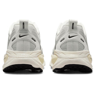 Nike Vomero 18