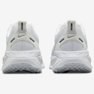 Nike Vomero 18