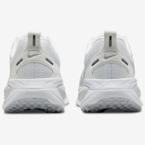 Nike Vomero 18