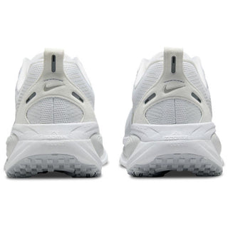 Nike Vomero 18