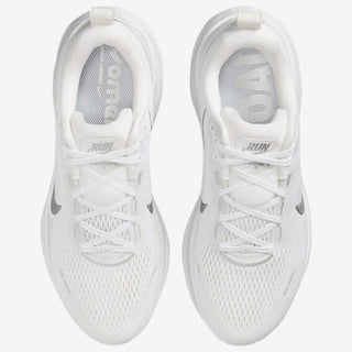 Nike Vomero 18