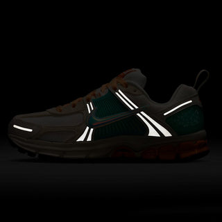 Nike Vomero 5