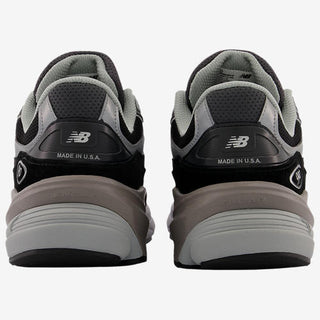 New Balance 990 V6