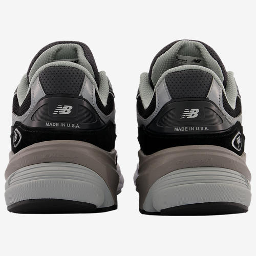 New Balance 990 V6