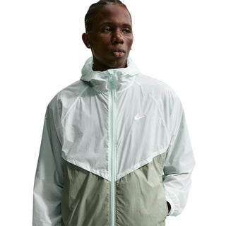 Nike Windrunner Lightweight Unlined FZ UV Jacket