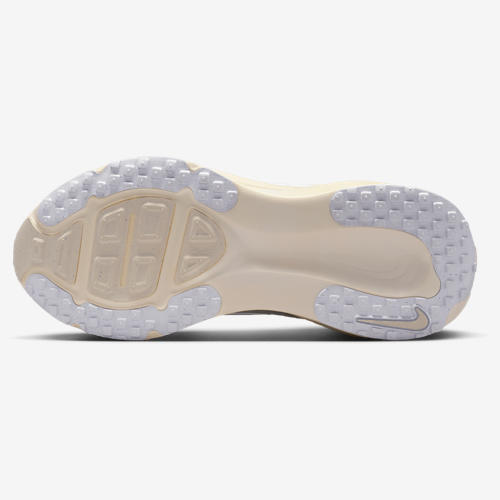 Nike Vomero 18 ESS