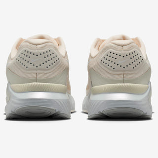 Nike Structure 26 ESS