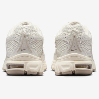 Nike Air Max Moto 2K