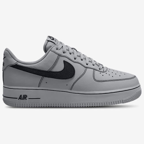 Nike Air Force 1 '07 LV8