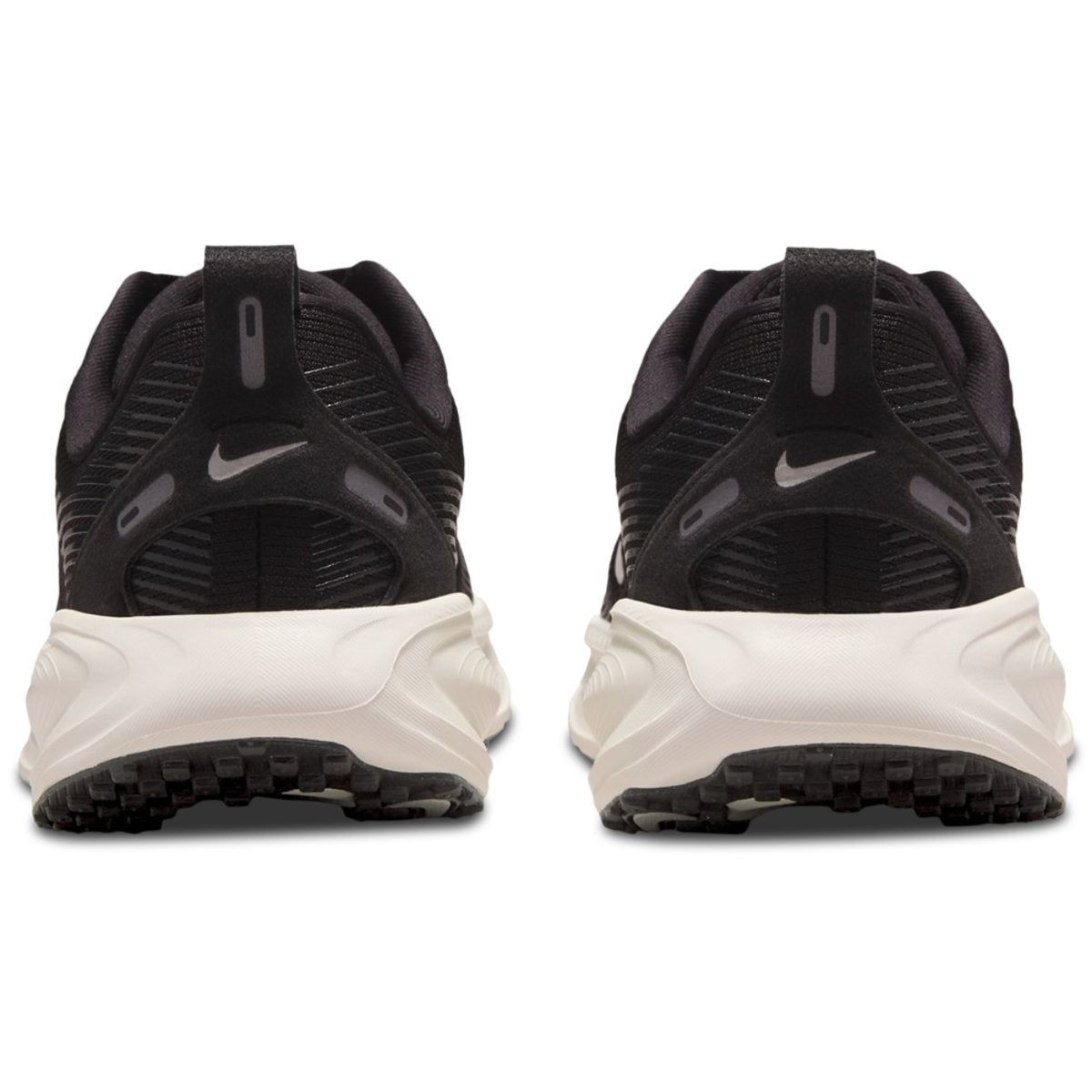 Nike Vomero 18