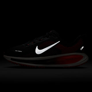 Nike Vomero 18