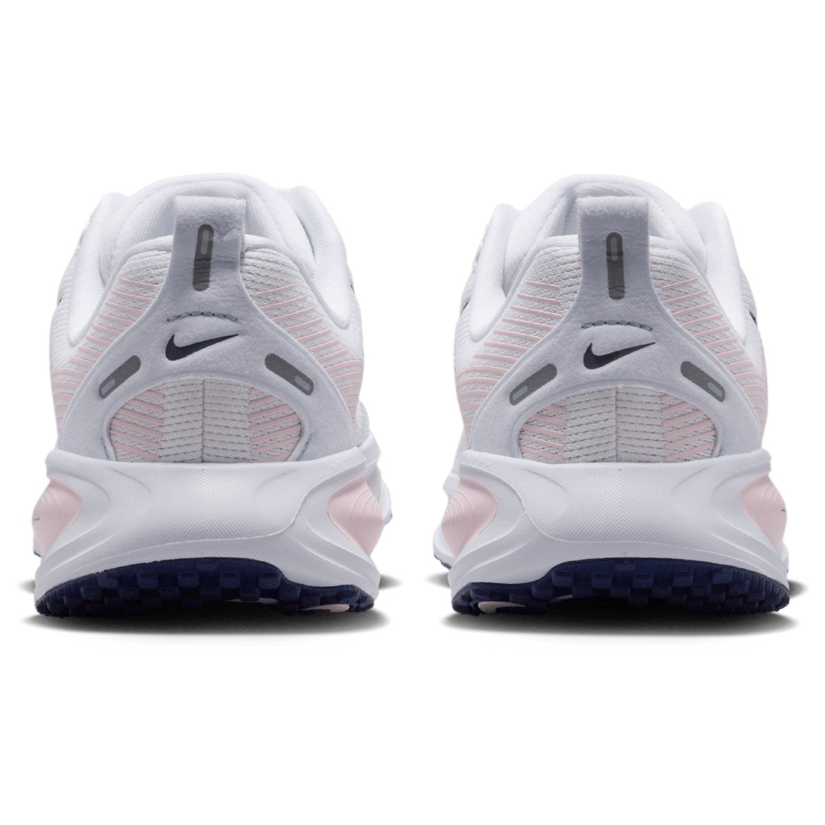Nike Vomero 18