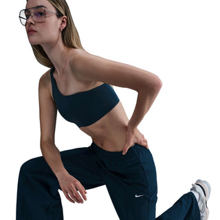 Nike Trend Woven Mid Rise Pants