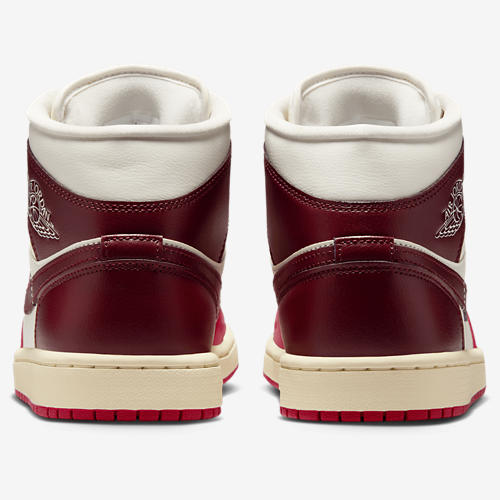 Jordan AJ 1 Mid